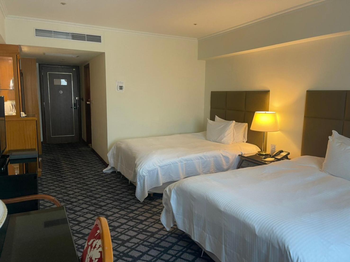 The Howard Plaza Hotel Гаосюн Номер фото A room at the hotel